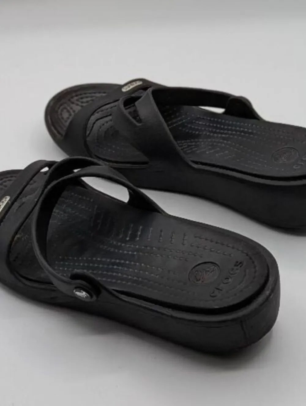 CROCS women size
